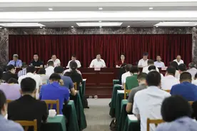 进一步强化大局意识、责任意识、服务意识 为江北在宁波当好浙江建设“重要窗口”模范生中争创“实践样板”作出更大的检察贡献图片