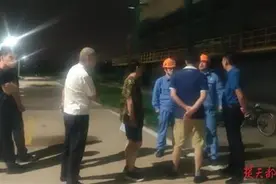 青岛街头异味刺鼻！环保部门称系石化气体散逸图片