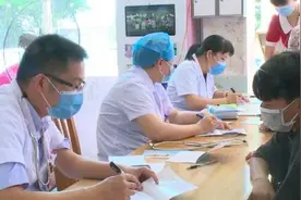 “哄抢榴莲，贪吃中毒”后续：523人次报告不适，101人腹泻呕吐图片