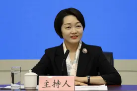 8月27日南宁市举行学生资助工作情况通报新闻发布会图片