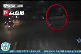 情侣开车遇检查慌忙在民警面前换座 结果一个醉驾一个酒驾图片