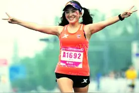 绵阳美女赵芬勇夺168公里国际超级越野赛第三名图片