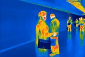 26岁漂亮姑娘从没谈过恋爱，一个秘密藏了12年：每分每秒都是煎熬图片