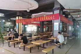 澡堂可以洗澡么？图书馆可以使用么？食堂都可以用餐么？校园生活指南来啦！图片