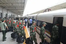 道一声“珍重”，我们的青春永不散场图片