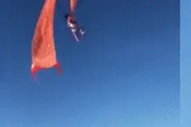 3岁女童被风筝缠卷飞至半空上下乱飞 现场视频曝光围观群众惊叫！官方通报：平安落地仅受擦伤图片
