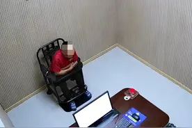 “套路最深”的辅警！假装乘客坐上三轮车，小偷拉着他去派出所“自首”图片