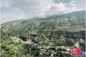 凉山州“悬崖村”巨变见闻：中国易地扶贫搬迁的缩影图片