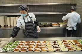 “厉行勤俭节约 反对餐饮浪费”常州机关、企业、学校食堂实施“四大行动”图片