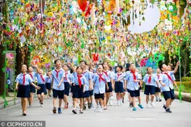 浙江长兴：树叶风铃 悦动校园图片