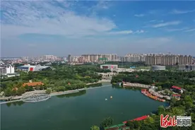 凝心聚力奔小康｜河北安平：红色“网都”绿色崛起图片