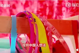 女子再婚后，让8岁女儿给全家洗碗拖地！这是亲妈？网友炸了→图片