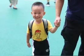 芜湖：幼儿园开学首日，有娃安静有娃闹图片