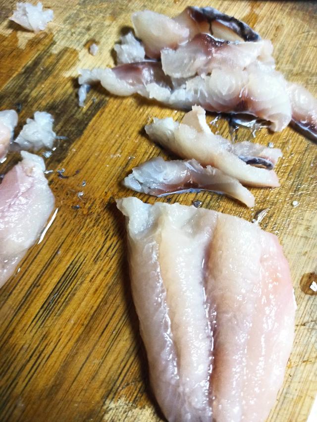 广东鲮鱼丸子的正宗做法 2026年汆鱼丸子的做法视频