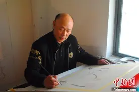 浙江温岭非遗传人李华标：守大漆之美 痴千年之画图片
