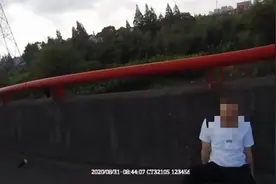 男子“梦游盲开”半小时上高速，无意识变道、低速行驶……险象环生图片