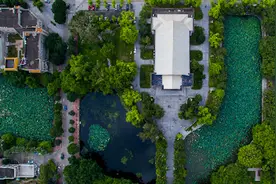 广西大学“女生安全攻略”引争议，学工部：穿着暴露不符合礼仪图片