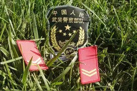 熄灯号丨怀念班长图片
