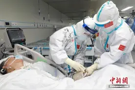 国家卫健委：医疗机构不得随意减少临床一线护士数量图片