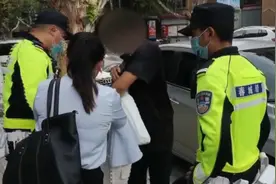 丢准考证差30秒就缺考的高考生被大学录取，发短信感谢交警视频封面