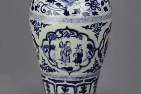 武汉博物馆展镇馆之宝“元青花四爱图梅瓶”图片