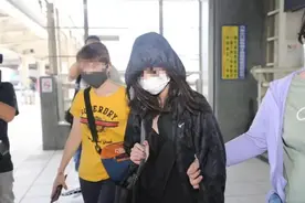 3男拐骗少女到外地 颈部套圈威胁：不听话就通电图片