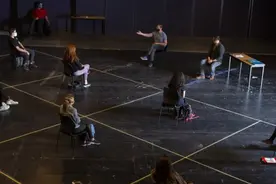 中国留学生谈在美心酸：只能租短期公寓，担心随时被驱逐图片