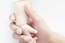 出生6斤，就是天赐“学霸”？图片