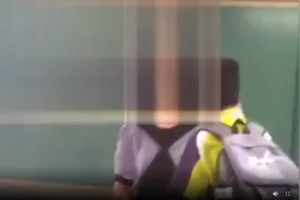打耳光、揪耳朵……徐州32名学生被班主任殴打辱骂！涉事教师被停职，当地已成立调查组图片