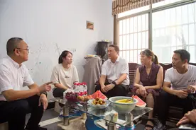 每人1000元，“升学红包”伴桐庐学子入高校图片