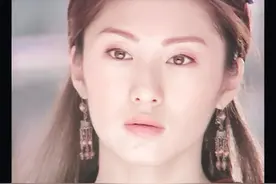 还记得《水月洞天》里的赵云吗？她现在长这样图片