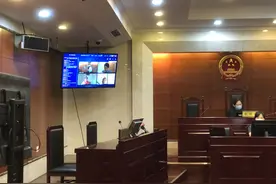 16秒连续击打老人头部5次，保姆虐待老人获刑1年禁业3年图片