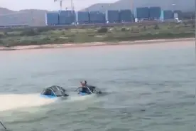 广西一艘货船触礁搁浅后沉没，船上4人全部获救图片