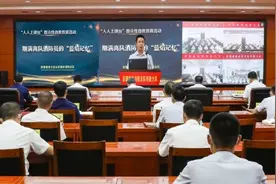 人人上讲台：期满离队消防员的“蓝焰记忆”图片