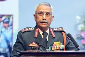 印度陆军参谋长访边境：确信可通过谈判解决中印对峙问题图片