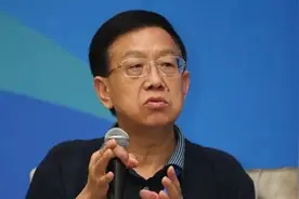 周天勇：内循环背后，高房价转移了居民的消费能力图片