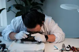 洋码头自建奢品鉴别中心，奢品护航能否解决市场痛点图片