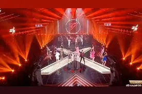 《乘风破浪的姐姐》成团之夜：李宇春和30位姐姐一起走秀，点燃全场图片