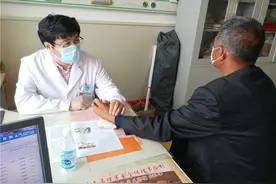 腹痛、便秘、心慌？中医：可能是痰湿在作祟图片