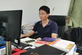 国防科大教授获第十六届中国青年科技奖特别奖图片