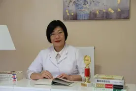 疫情下，这位中国医生有点忙 ……图片