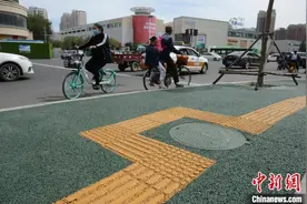 呼和浩特街头盲道“十八弯”市政回应需整改图片