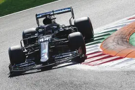 赛车——F1意大利大奖赛：汉密尔顿获得杆位图片