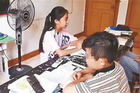 13岁女孩大专毕业当“助教”引争议图片
