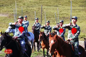 再行举刀礼，草原上这场骑兵与军马的告别让人泪目图片