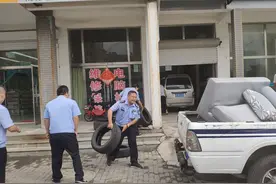 烟台牟平：为文明城市“美颜”图片