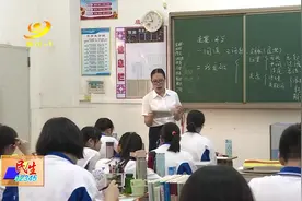 教师节特别报道——蔡小敏：最美“背影”的师道图片