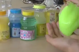 “假水”玩具爆红学生圈 内含硼砂成分安全惹人忧图片