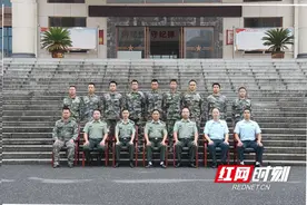 北塔区人武部为执勤民兵举行入伍欢送仪式图片