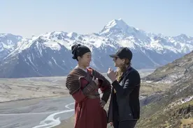 专访刘亦菲：忘记自己，成为花木兰图片
